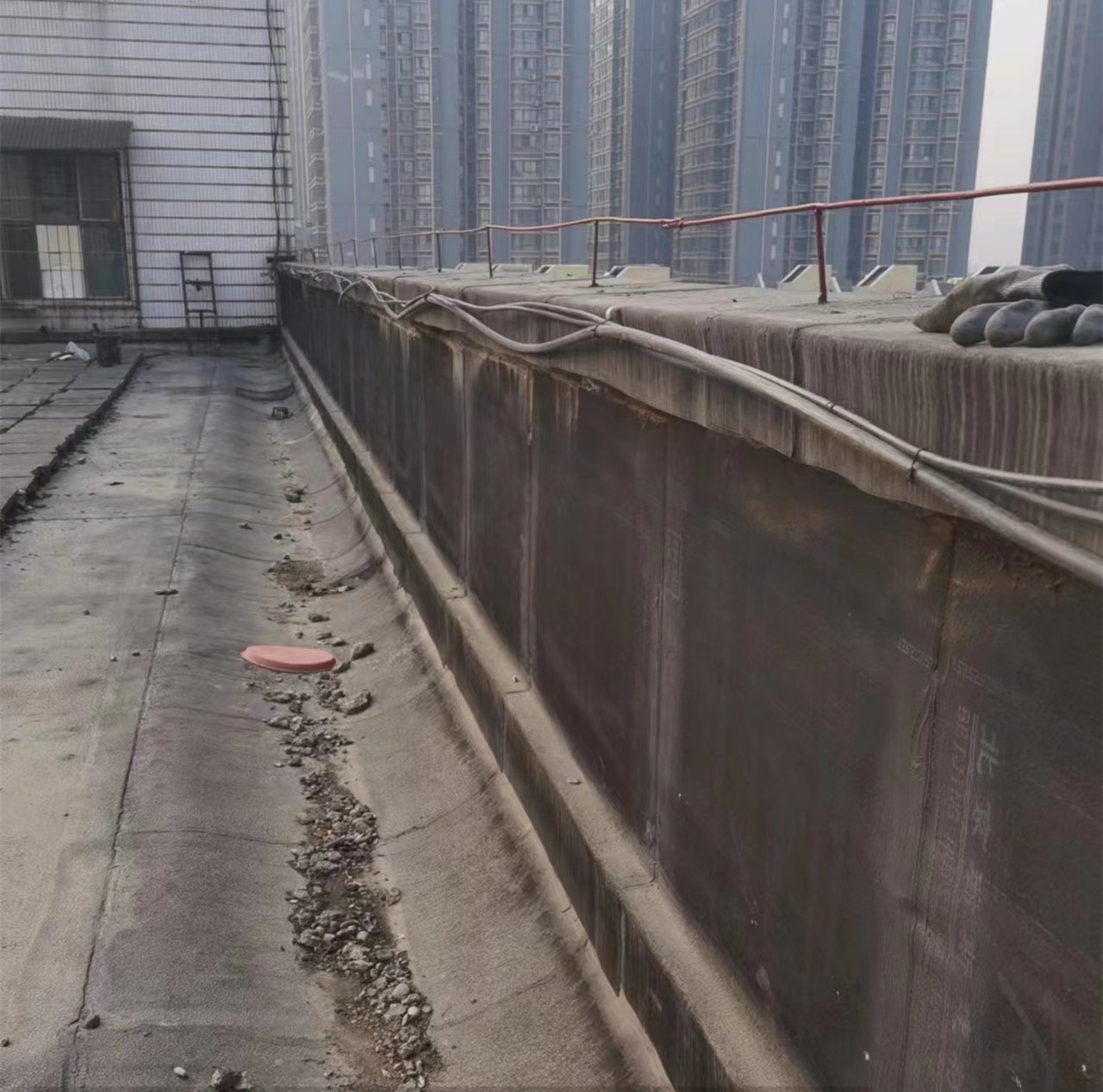 西北工业大学两校区建筑物防雷装置维修工程